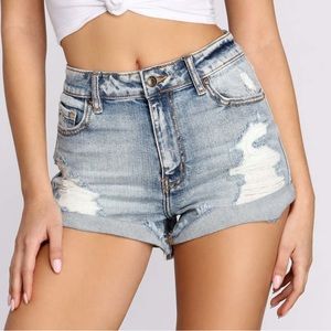 Eunina Super High Rise High Low Rolled Shortie / Size: Medium